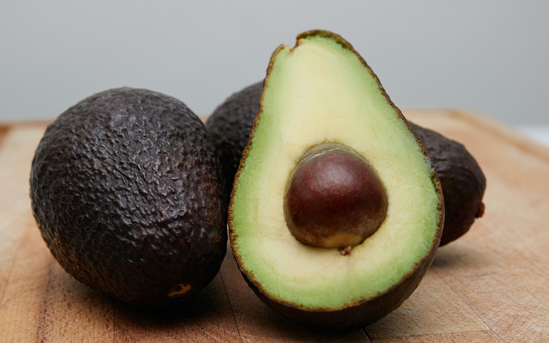 Astuce Faire mûrir un avocat
