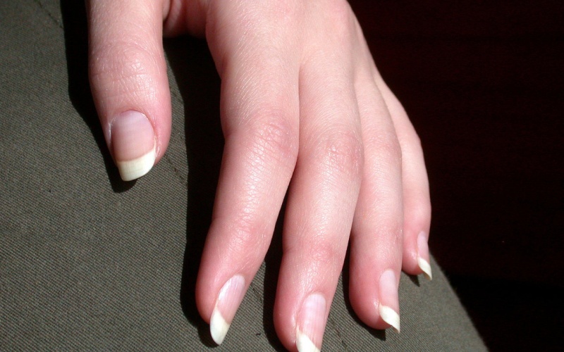 Astuce Renforcer les ongles cassants